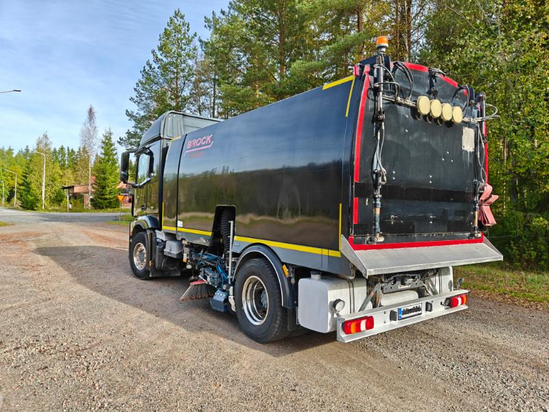 Brock SL280/2 MB Actros 1833 - Barredora vial: foto 4 Brock SL280/2 MB Actros 1833 - Barredora vial: foto 4