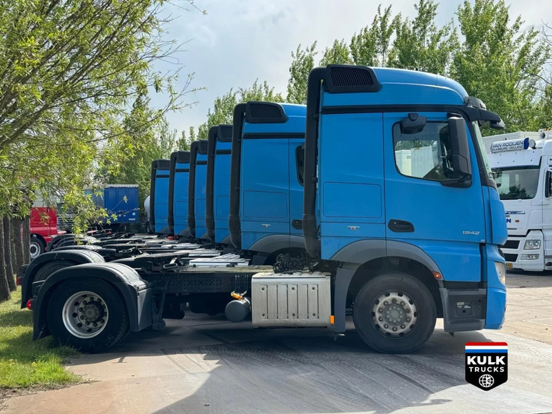 Mercedes-Benz ACTROS 1842 6x TRACTOR AVAILABLE - Cabeza tractora: foto 4 Mercedes-Benz ACTROS 1842 6x TRACTOR AVAILABLE - Cabeza tractora: foto 4
