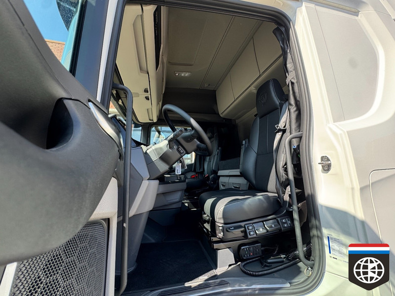 Cabeza tractora Scania 590 S DOUBLE PTO - FULL SPOILER - NEW: foto 10