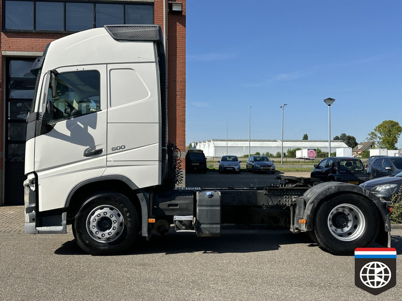Volvo FH 500 GLOBETROTTER - Cabeza tractora: foto 3 Volvo FH 500 GLOBETROTTER - Cabeza tractora: foto 3