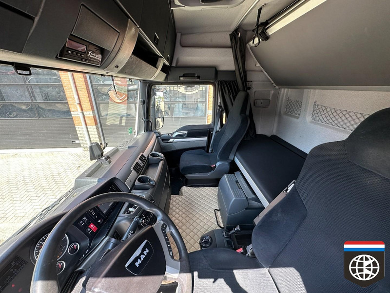 Camión lona MAN TGX 26.480 RETARDER - NIGHT A/C - 130M3 COMBINATION: foto 14