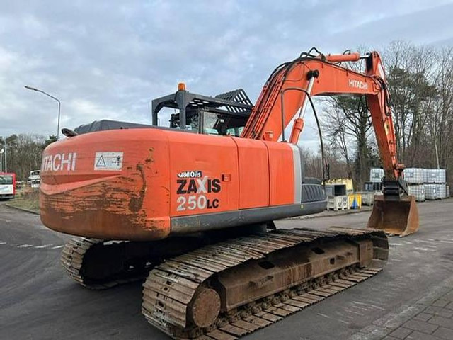 Isuzu ZX250LC-3 - ZX 250 LC-3 - ZX250 - Excavadora: foto 4 Isuzu ZX250LC-3 - ZX 250 LC-3 - ZX250 - Excavadora: foto 4