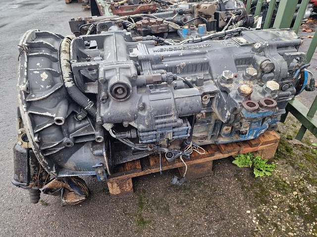 Mercedes-Benz G211 - 16 - Caja de cambios: foto 2 Mercedes-Benz G211 - 16 - Caja de cambios: foto 2