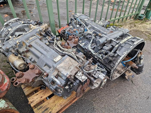 Mercedes-Benz G211 - 16 - Caja de cambios: foto 3 Mercedes-Benz G211 - 16 - Caja de cambios: foto 3