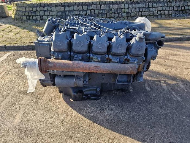 Mercedes-Benz OM443 - Motor: foto 1 Mercedes-Benz OM443 - Motor: foto 1