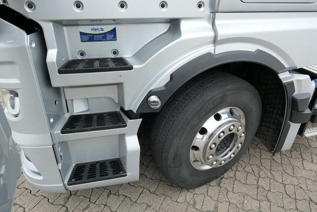 MAN 18.510 TGX 4x2, Hydr.,Retarder,Klima, Alu-Felgen - Cabeza tractora: foto 4 MAN 18.510 TGX 4x2, Hydr.,Retarder,Klima, Alu-Felgen - Cabeza tractora: foto 4