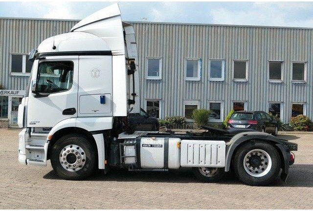 Arrendamiento de Mercedes-Benz 2443 LS Actros 6x2, 3-Achser, 24to. GG, Mehr NL Mercedes-Benz 2443 LS Actros 6x2, 3-Achser, 24to. GG, Mehr NL: foto 6