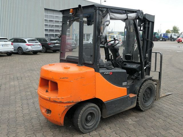 Doosan D35 C-5, 6m Hubhöhe, Freihub, 3,5to. Traglast - Carretilla elevadora diésel: foto 5 Doosan D35 C-5, 6m Hubhöhe, Freihub, 3,5to. Traglast - Carretilla elevadora diésel: foto 5