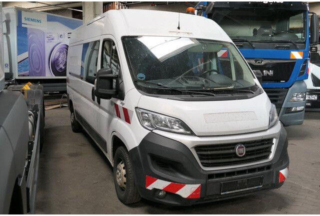 Fiat Ducato MultiCab, 6 Sitze, AHK, Klima, Trennwand - Furgón: foto 2 Fiat Ducato MultiCab, 6 Sitze, AHK, Klima, Trennwand - Furgón: foto 2