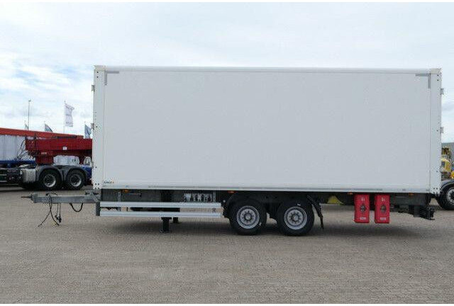 Junge ZPPX - M070, Tandem, Durchlader, Plywood - Remolque caja cerrada: foto 3 Junge ZPPX - M070, Tandem, Durchlader, Plywood - Remolque caja cerrada: foto 3