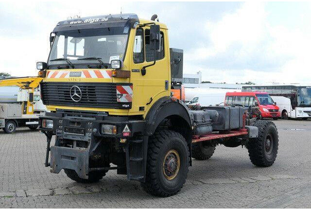 Camión chasis Mercedes-Benz 1838 AK 4x4, Allrad, Einzelbereifung, Wenig KM: foto 7