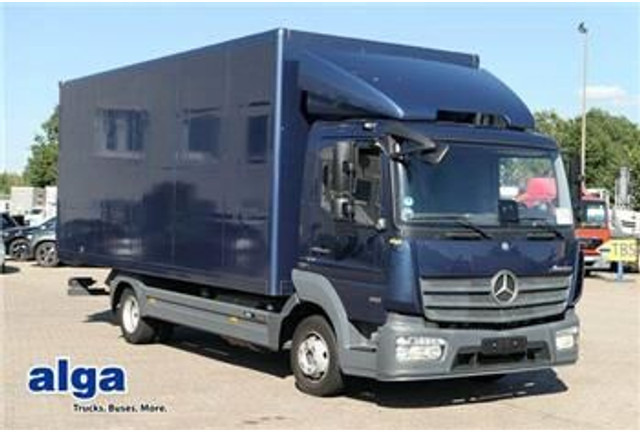 Mercedes-Benz 818 Atego 4x2, 6.200mm lang, Möbel, Klima - Camión caja cerrada: foto 1 Mercedes-Benz 818 Atego 4x2, 6.200mm lang, Möbel, Klima - Camión caja cerrada: foto 1
