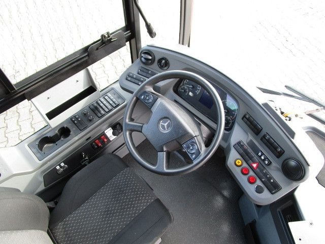 Mercedes-Benz O 530 Citaro C2, Euro 6, A/C, org. km, 1. Hand - Autobús urbano: foto 4 Mercedes-Benz O 530 Citaro C2, Euro 6, A/C, org. km, 1. Hand - Autobús urbano: foto 4