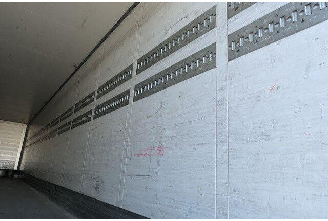 Schmitz Cargobull SKO 24/L 13.62 FP, Isoliert, Verzinkt, Luft-Lift - Semirremolque caja cerrada: foto 5 Schmitz Cargobull SKO 24/L 13.62 FP, Isoliert, Verzinkt, Luft-Lift - Semirremolque caja cerrada: foto 5