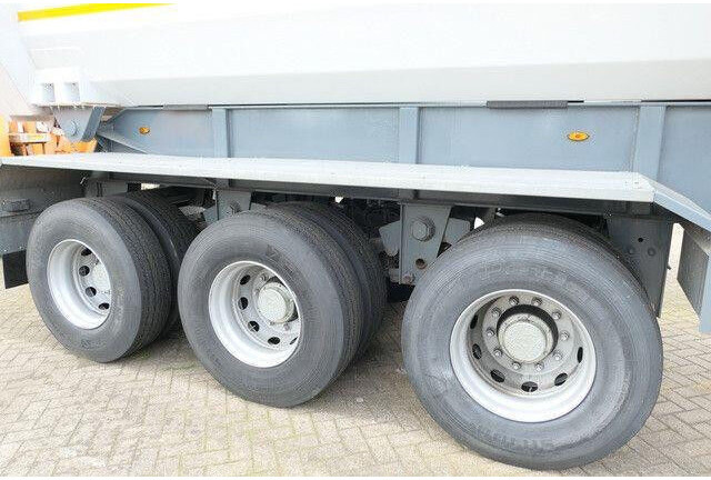 Stahl Hardox, 42m³, gr. Achsen, 4x am Lager - Semirremolque volquete: foto 5 Stahl Hardox, 42m³, gr. Achsen, 4x am Lager - Semirremolque volquete: foto 5