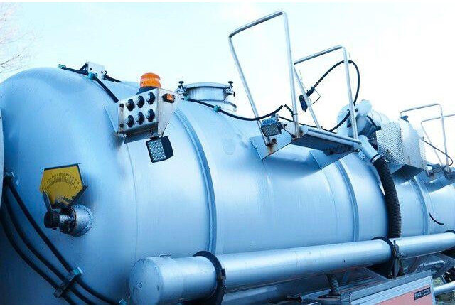 Tank Saug Truck XXL 18,Kanalreiniger,Pumpe,Alu-Felgen - Limpieza de alcantarillado: foto 4 Tank Saug Truck XXL 18,Kanalreiniger,Pumpe,Alu-Felgen - Limpieza de alcantarillado: foto 4