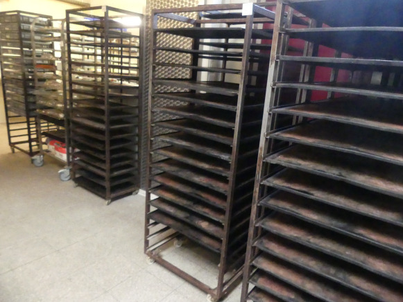 2 Chariots de four avec platine 60x40 cm - Maquinaria de panadería: foto 2 2 Chariots de four avec platine 60x40 cm - Maquinaria de panadería: foto 2