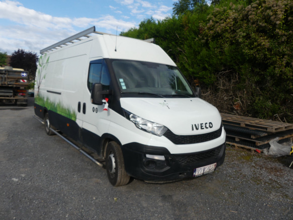 Camionnette Iveco Daily (2016-134.234 km) - Furgón: foto 2 Camionnette Iveco Daily (2016-134.234 km) - Furgón: foto 2
