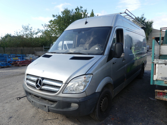 Camionnette Mercedes Sprinter (2007-326.967 km) - Furgón: foto 1 Camionnette Mercedes Sprinter (2007-326.967 km) - Furgón: foto 1