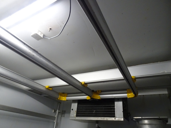 Penderie - rails inox - Maquinaria de alimentación: foto 5 Penderie - rails inox - Maquinaria de alimentación: foto 5