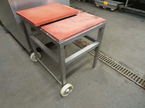 Petite table d'appoint - Maquinaria de alimentación: foto 2 Petite table d'appoint - Maquinaria de alimentación: foto 2