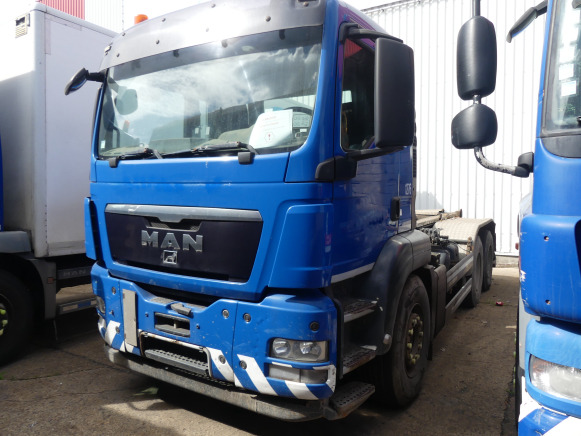 REF:1276 - Camion porte-container MAN TGS (2011-837.710 km) - Camión multibasculante: foto 1 REF:1276 - Camion porte-container MAN TGS (2011-837.710 km) - Camión multibasculante: foto 1