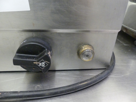 Tempéreuse à eau pour chocolat - Maquinaria de panadería: foto 3 Tempéreuse à eau pour chocolat - Maquinaria de panadería: foto 3