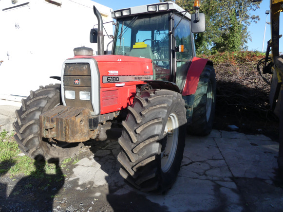 Tracteur agricole Massey Ferguson 6180-4 - Tractor: foto 1 Tracteur agricole Massey Ferguson 6180-4 - Tractor: foto 1