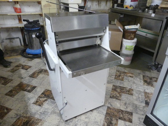 Trancheuse à pain Nalim - Maquinaria de panadería: foto 2 Trancheuse à pain Nalim - Maquinaria de panadería: foto 2