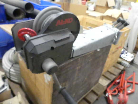 Treuil manuel Alko 901 plus - Cabrestante para Maquinaria forestal: foto 1 Treuil manuel Alko 901 plus - Cabrestante para Maquinaria forestal: foto 1