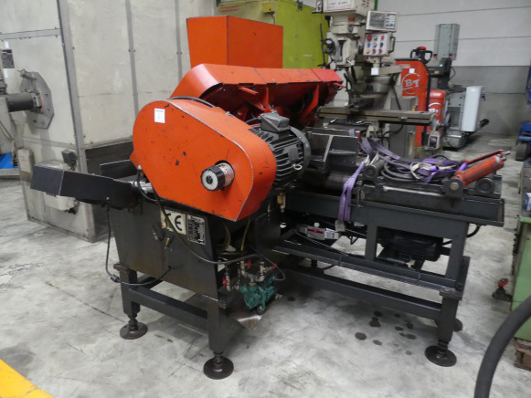 Tronçonneuse Mada HA250W - Máquina para metal: foto 1 Tronçonneuse Mada HA250W - Máquina para metal: foto 1