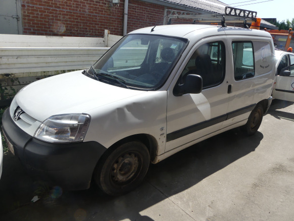 Voiture Peugeot Partner - Furgoneta pequeña: foto 1 Voiture Peugeot Partner - Furgoneta pequeña: foto 1