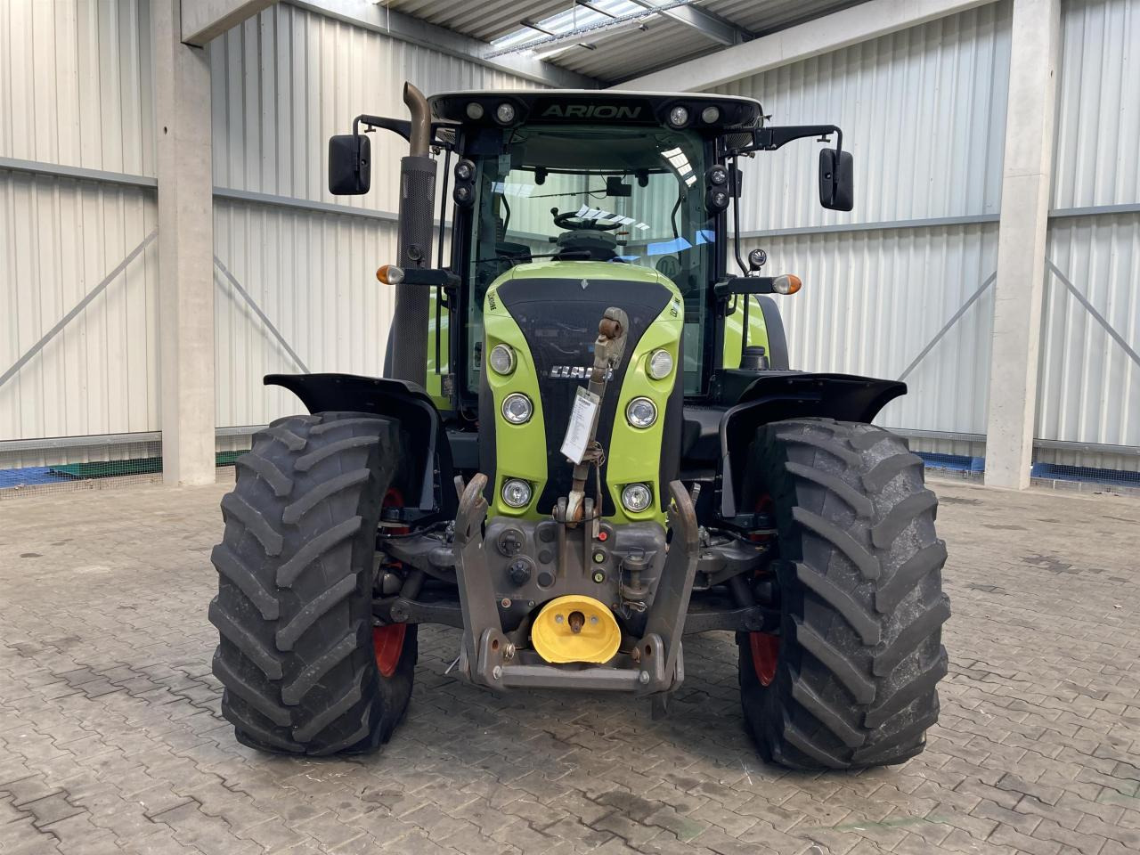 CLAAS Arion 640 - Tractor: foto 4 CLAAS Arion 640 - Tractor: foto 4