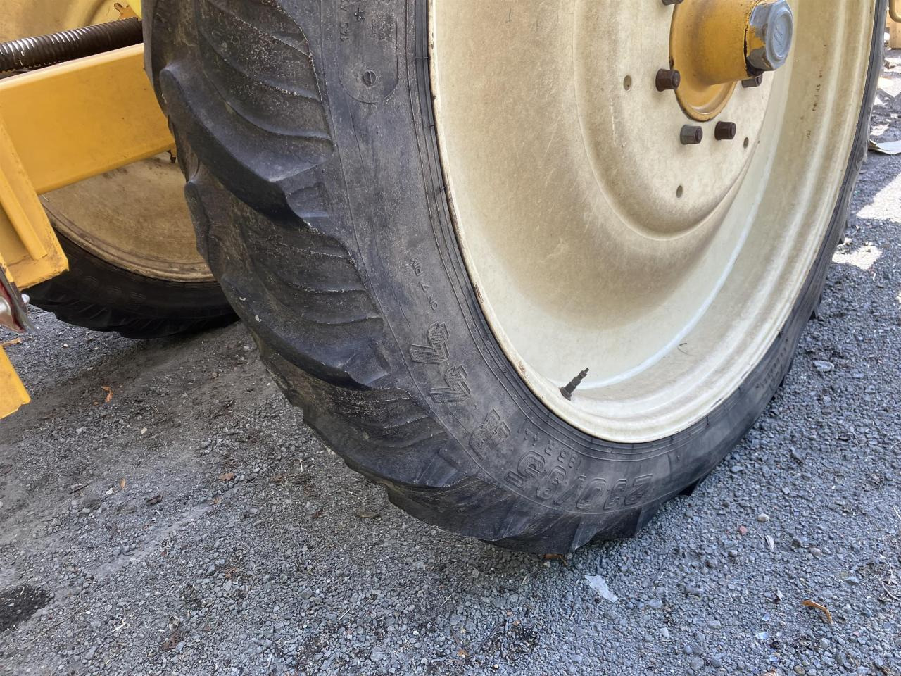 Dubex Junior 2500-27 - Pulverizador arrastrado: foto 3 Dubex Junior 2500-27 - Pulverizador arrastrado: foto 3