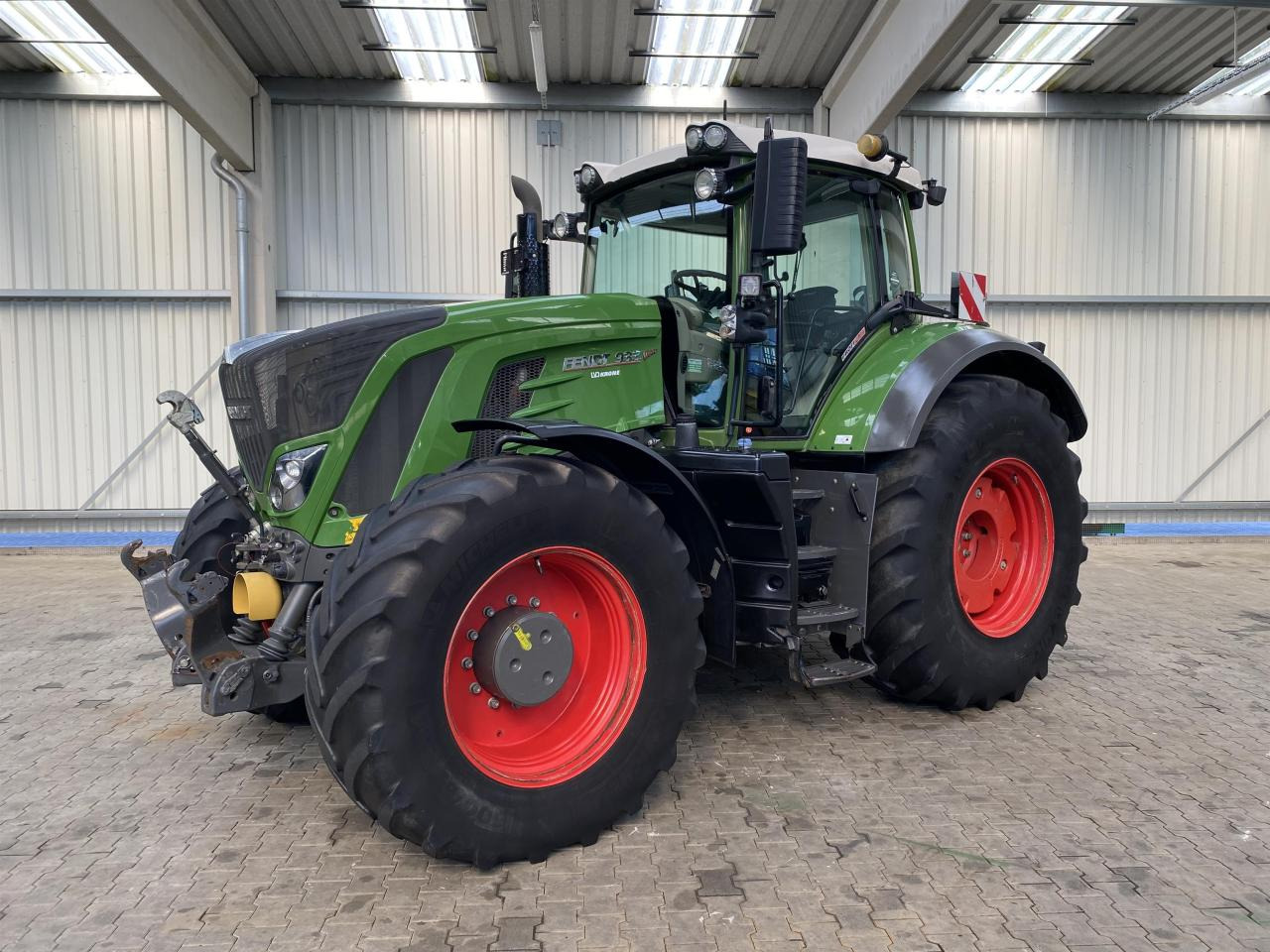 Fendt 933 Vario Profi Plus - Tractor: foto 1 Fendt 933 Vario Profi Plus - Tractor: foto 1
