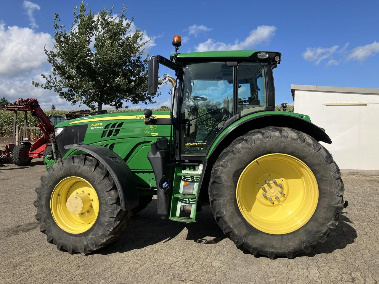 John Deere 6155R - Tractor: foto 1 John Deere 6155R - Tractor: foto 1