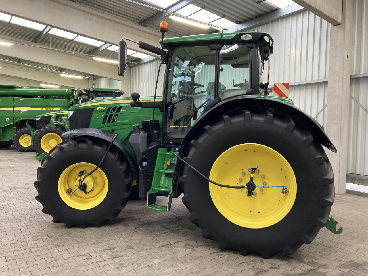 Arrendamiento de John Deere 6175R John Deere 6175R: foto 7