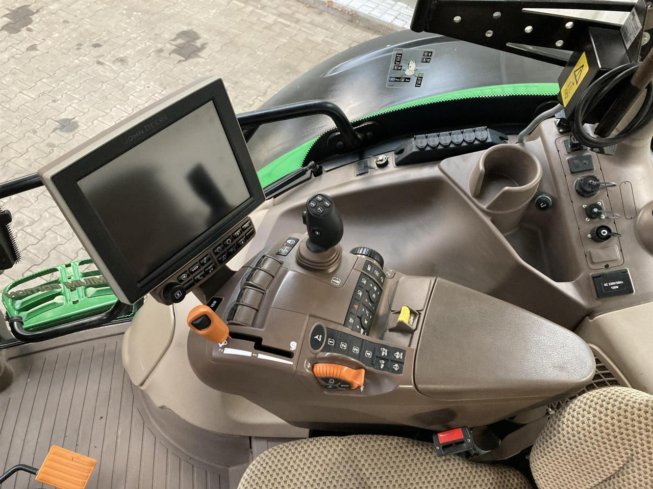 Arrendamiento de John Deere 6175R John Deere 6175R: foto 10