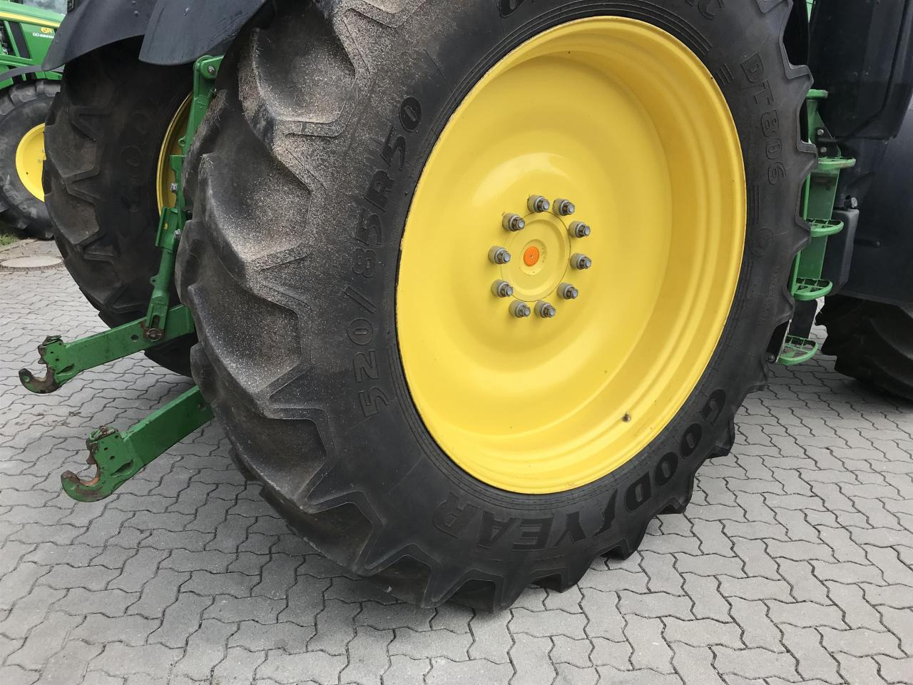 Tractor John Deere 6195R: foto 9