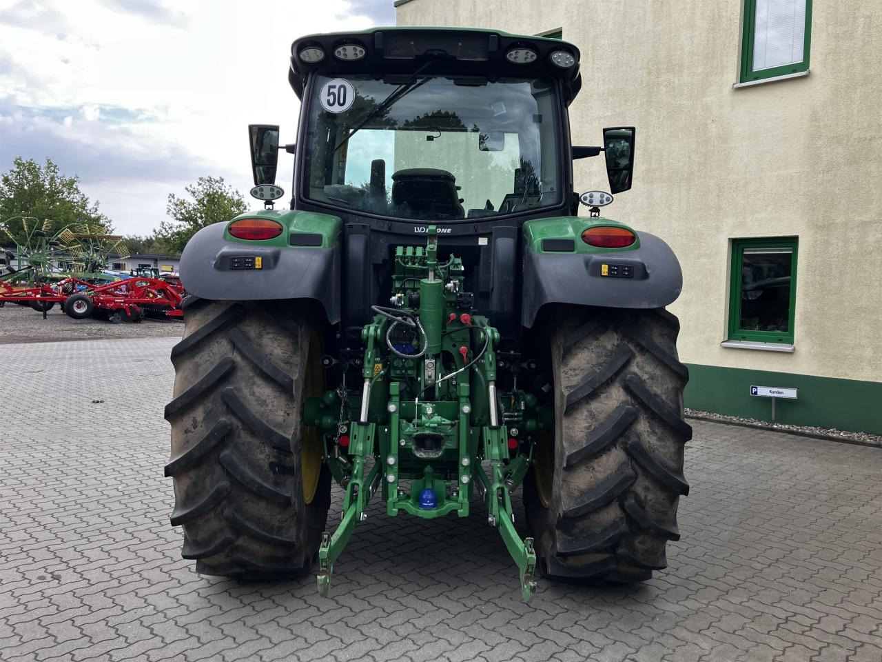 John Deere 6R 130 - Tractor: foto 5 John Deere 6R 130 - Tractor: foto 5