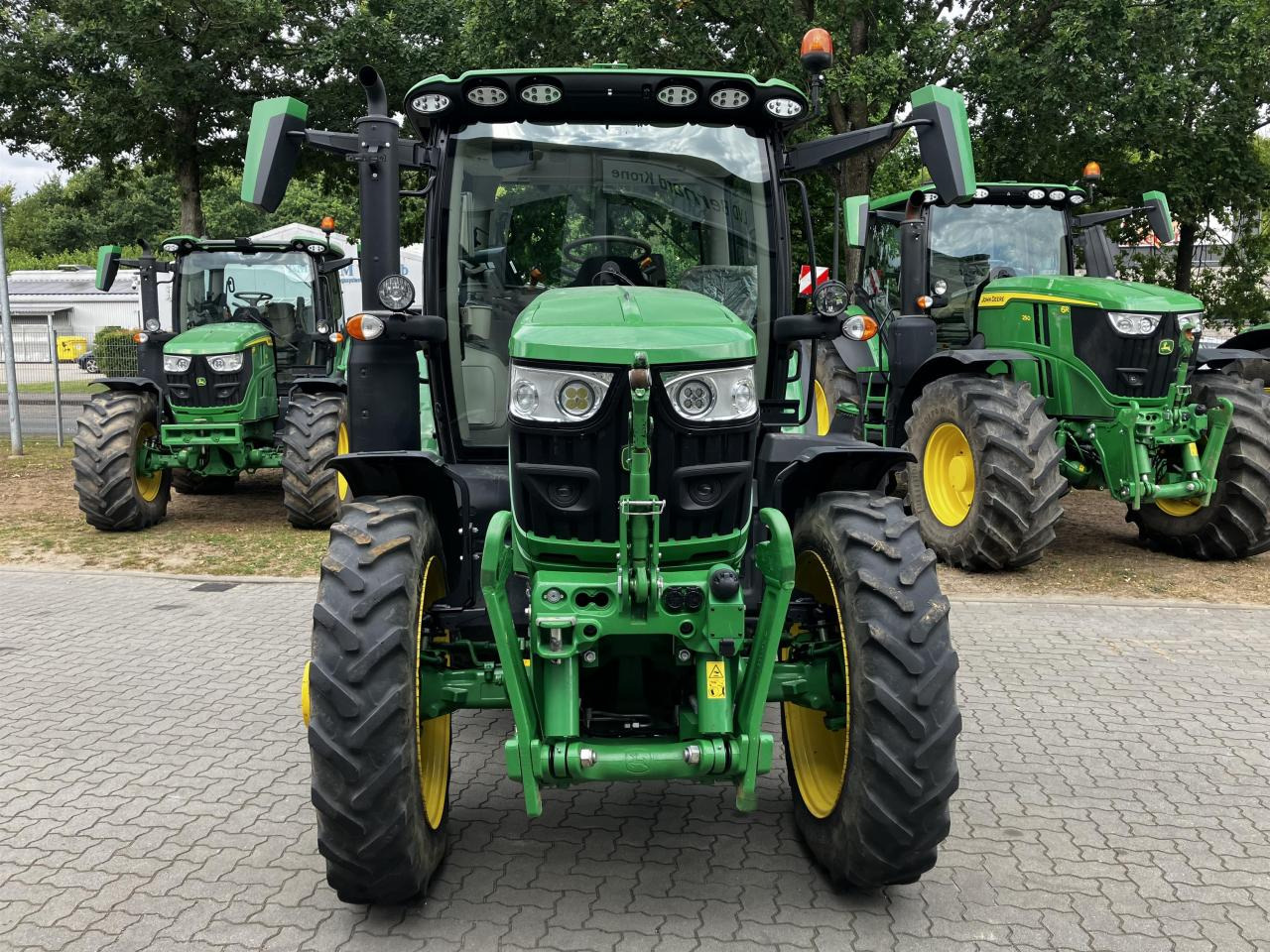 John Deere 6R 130 - Tractor: foto 3 John Deere 6R 130 - Tractor: foto 3
