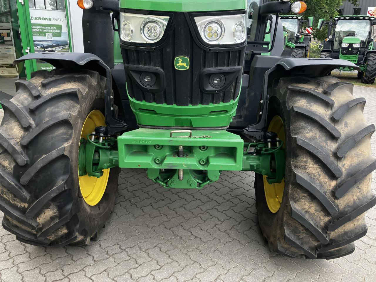John Deere 6R 130 - Tractor: foto 4 John Deere 6R 130 - Tractor: foto 4