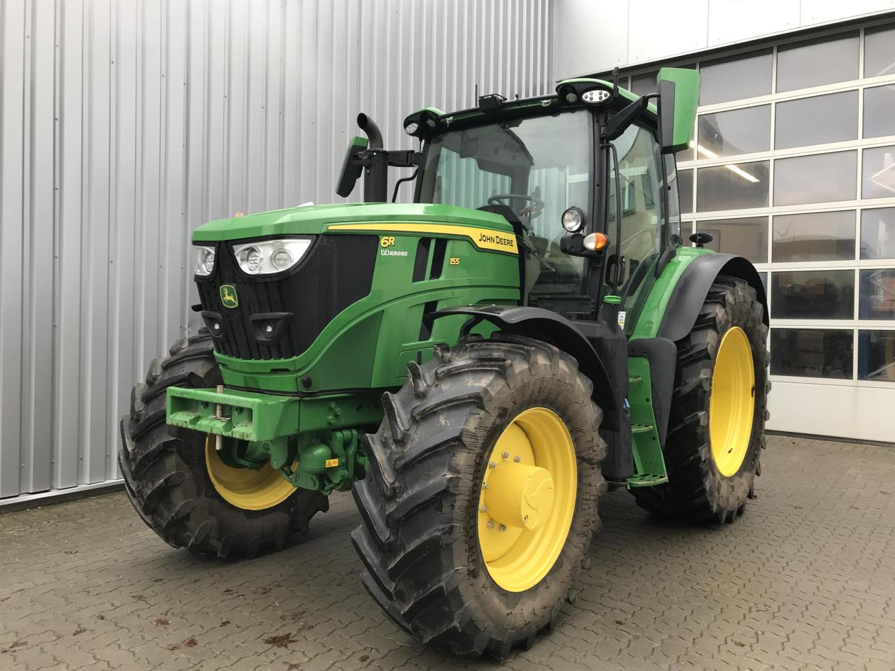 John Deere 6R 155 - Tractor: foto 3 John Deere 6R 155 - Tractor: foto 3