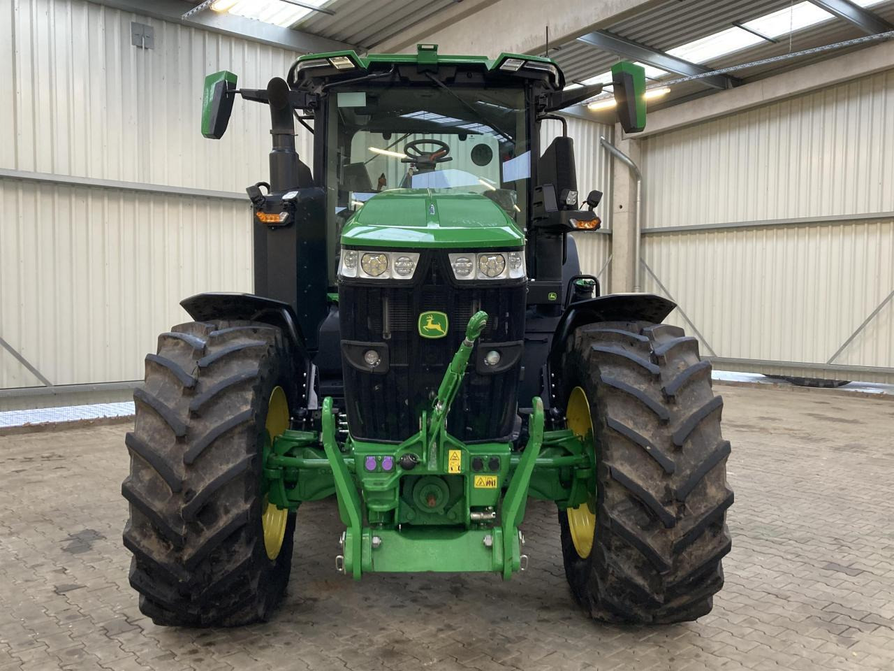 John Deere 7R 350 - Tractor: foto 2 John Deere 7R 350 - Tractor: foto 2