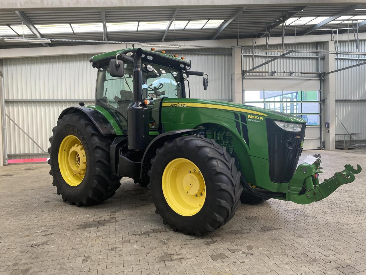 John Deere 8360R - Tractor: foto 2 John Deere 8360R - Tractor: foto 2