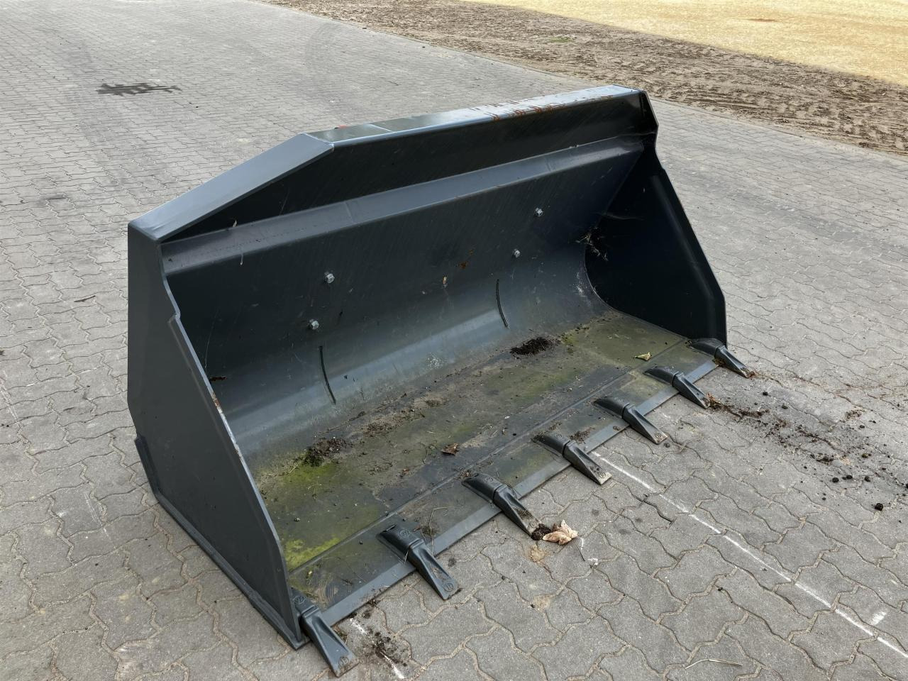 Kramer 2150 mm - Cazo: foto 1 Kramer 2150 mm - Cazo: foto 1