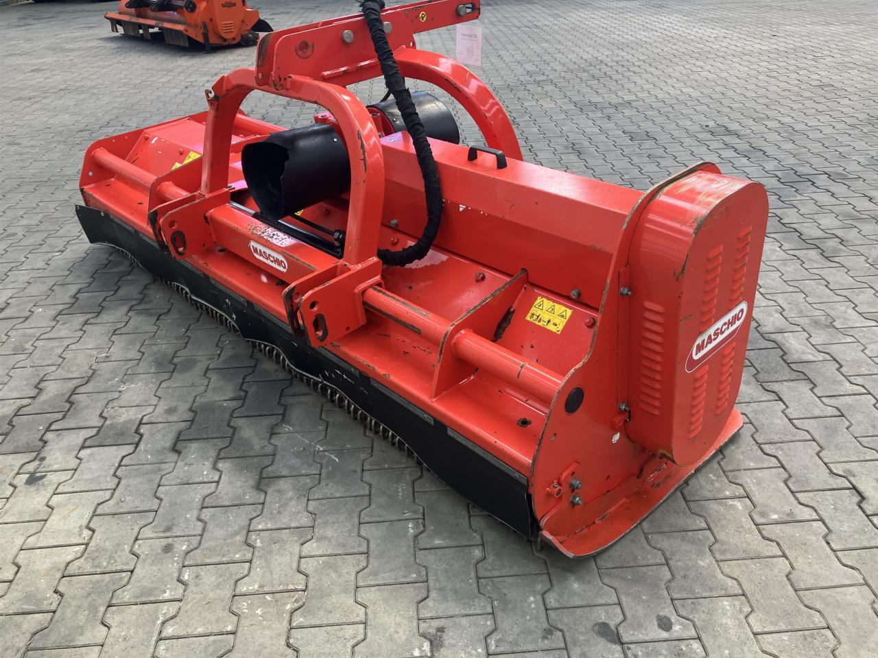 Maschio Bisonte 280 - Desbrozadora de martillos: foto 4 Maschio Bisonte 280 - Desbrozadora de martillos: foto 4