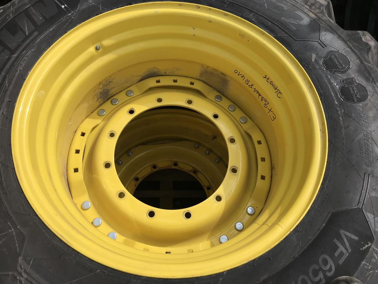 Michelin 650/60R34 - Neumático para Maquinaria agrícola: foto 5 Michelin 650/60R34 - Neumático para Maquinaria agrícola: foto 5