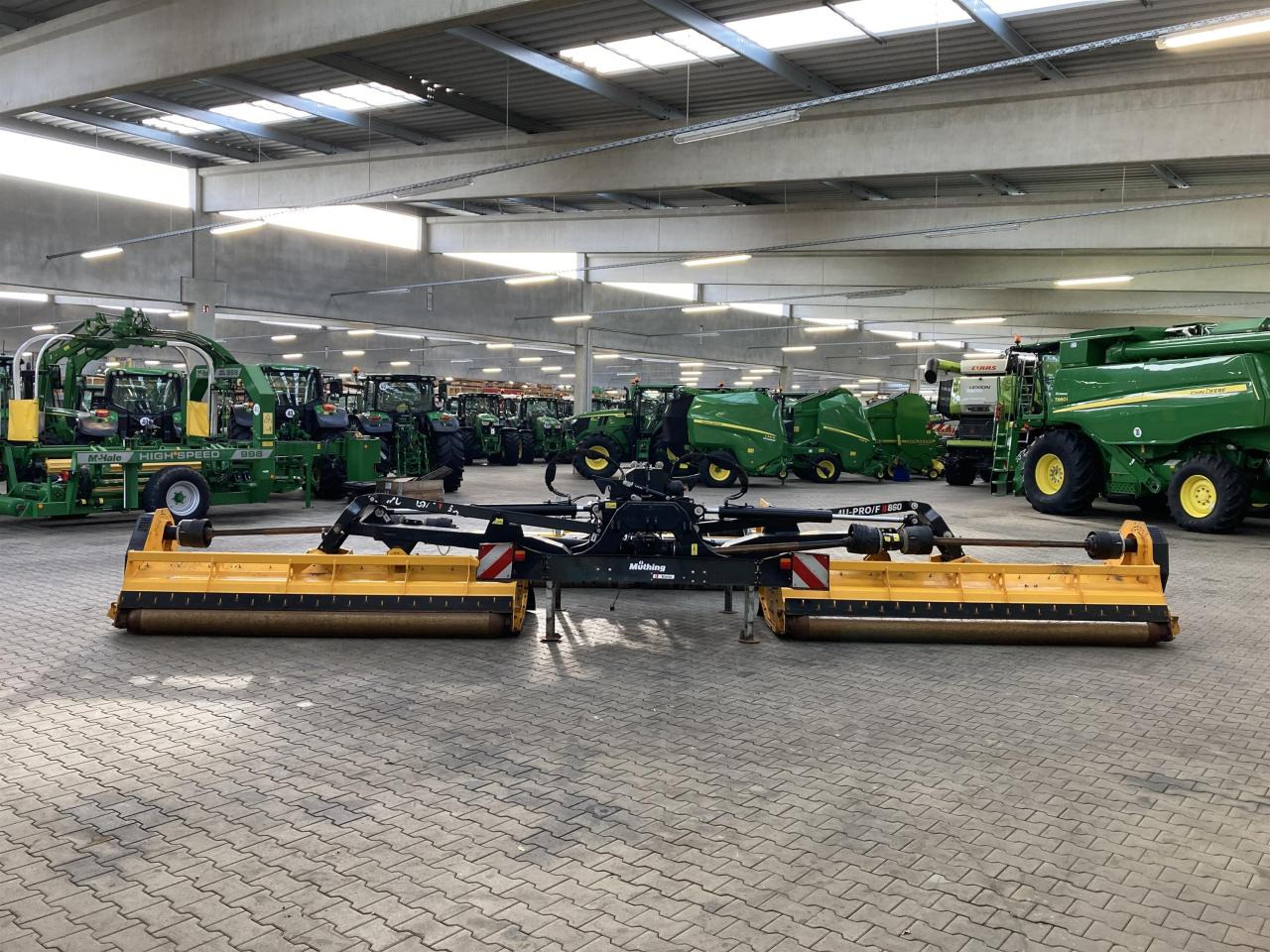 Müthing PRO 860 und 280 - Desbrozadora de martillos: foto 4 Müthing PRO 860 und 280 - Desbrozadora de martillos: foto 4