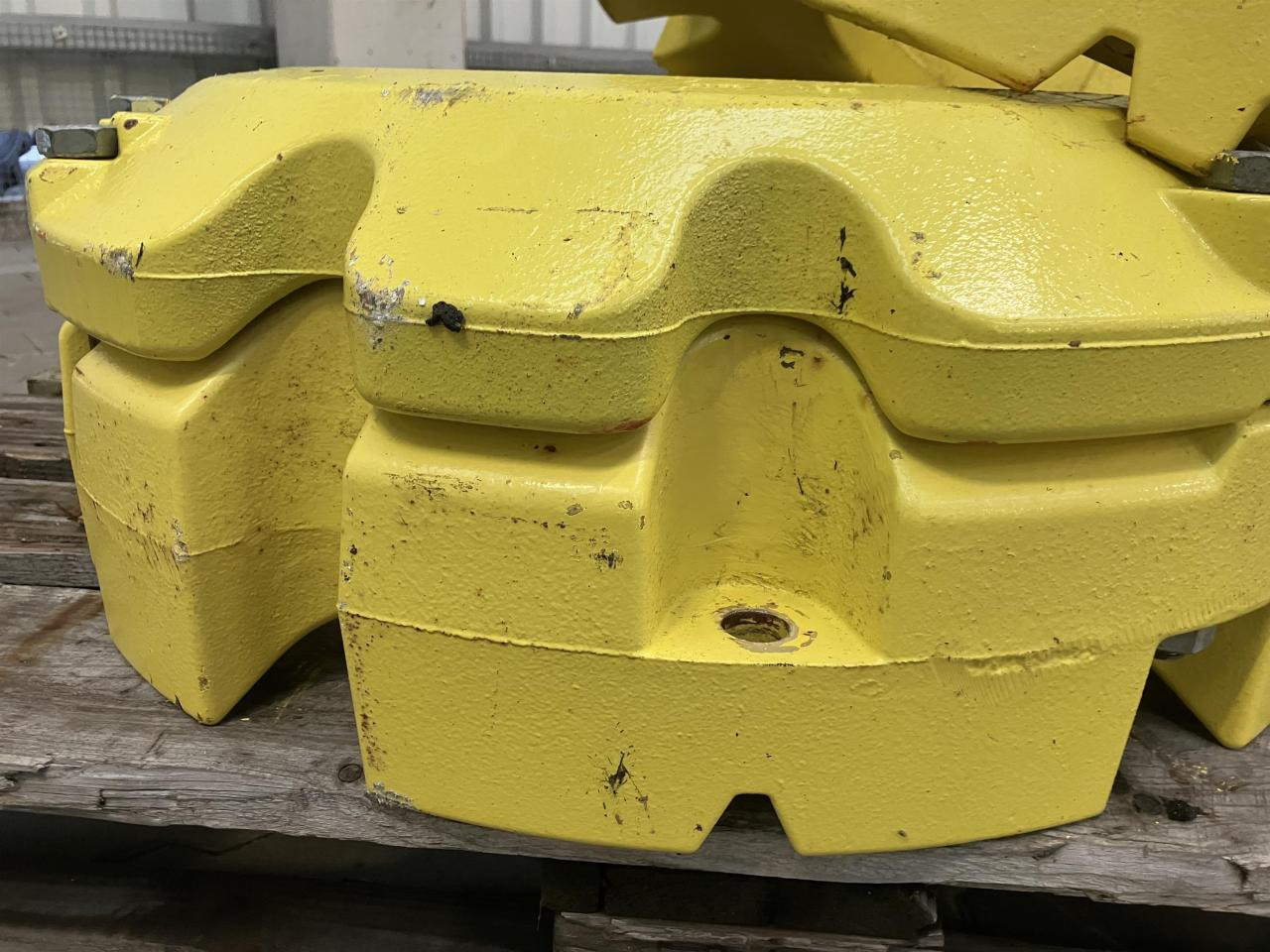 John Deere 2x 205+72 kg - Recambio para Maquinaria agrícola: foto 2 John Deere 2x 205+72 kg - Recambio para Maquinaria agrícola: foto 2